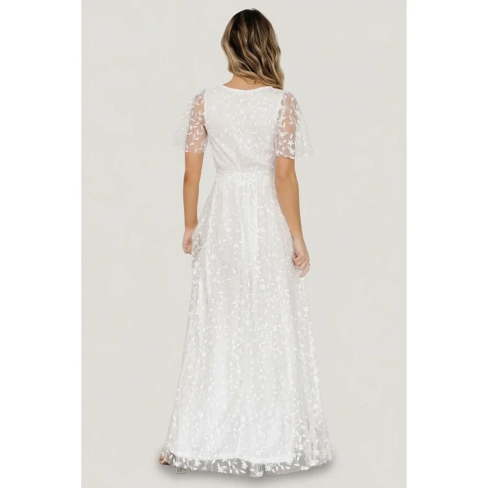 NWT Baltic Born Marseille Embossed Maxi Dress White Floral Embroidery V-Neck M - Picture 3 of 7